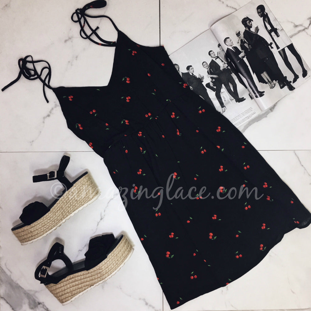 BLACK CHERRY DRESS AND ESPADRILLES OUTFIT