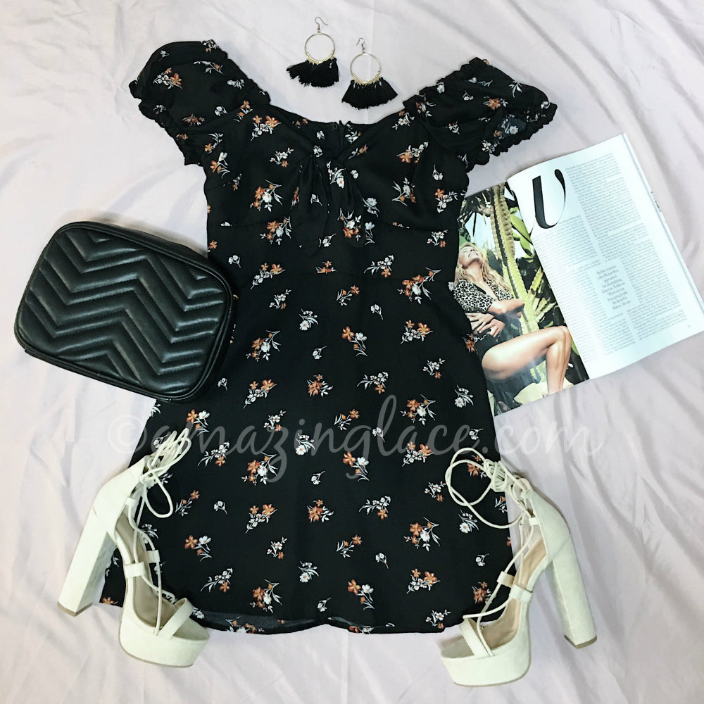 BLACK FLORAL DRESS AND NUDE HEELS OUTFIT