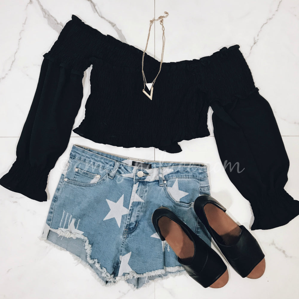 BLACK CROP TOP AND STAR SHORTS OUTFIT