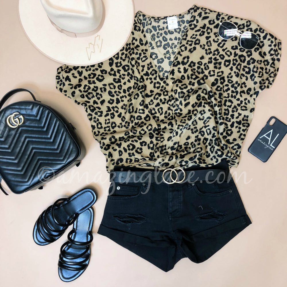LEOPARD TOP AND BLACK DENIM SHORTS OUTFIT