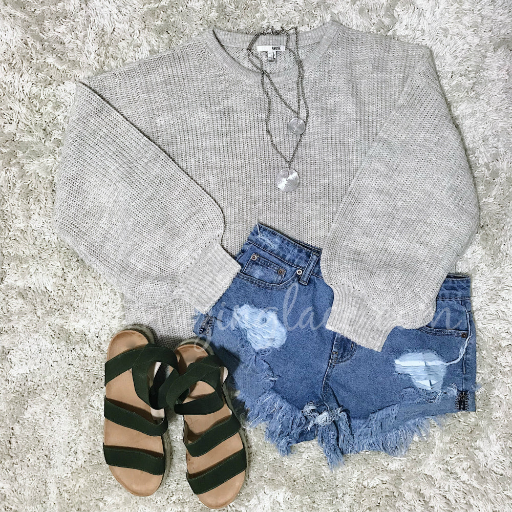 HEATHER OATMEAL SWEATER AND SHORTS OUTFIT
