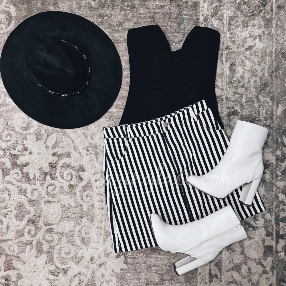 BLACK BODYSUIT AND STRIPED SKIRT OUTFIT