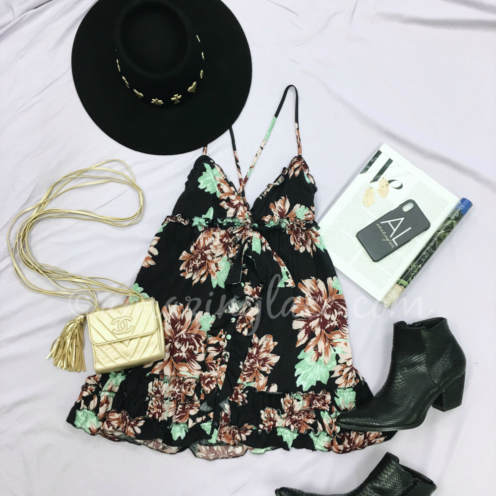 BLACK FLORAL MINI DRESS AND BOOTS OUTFIT