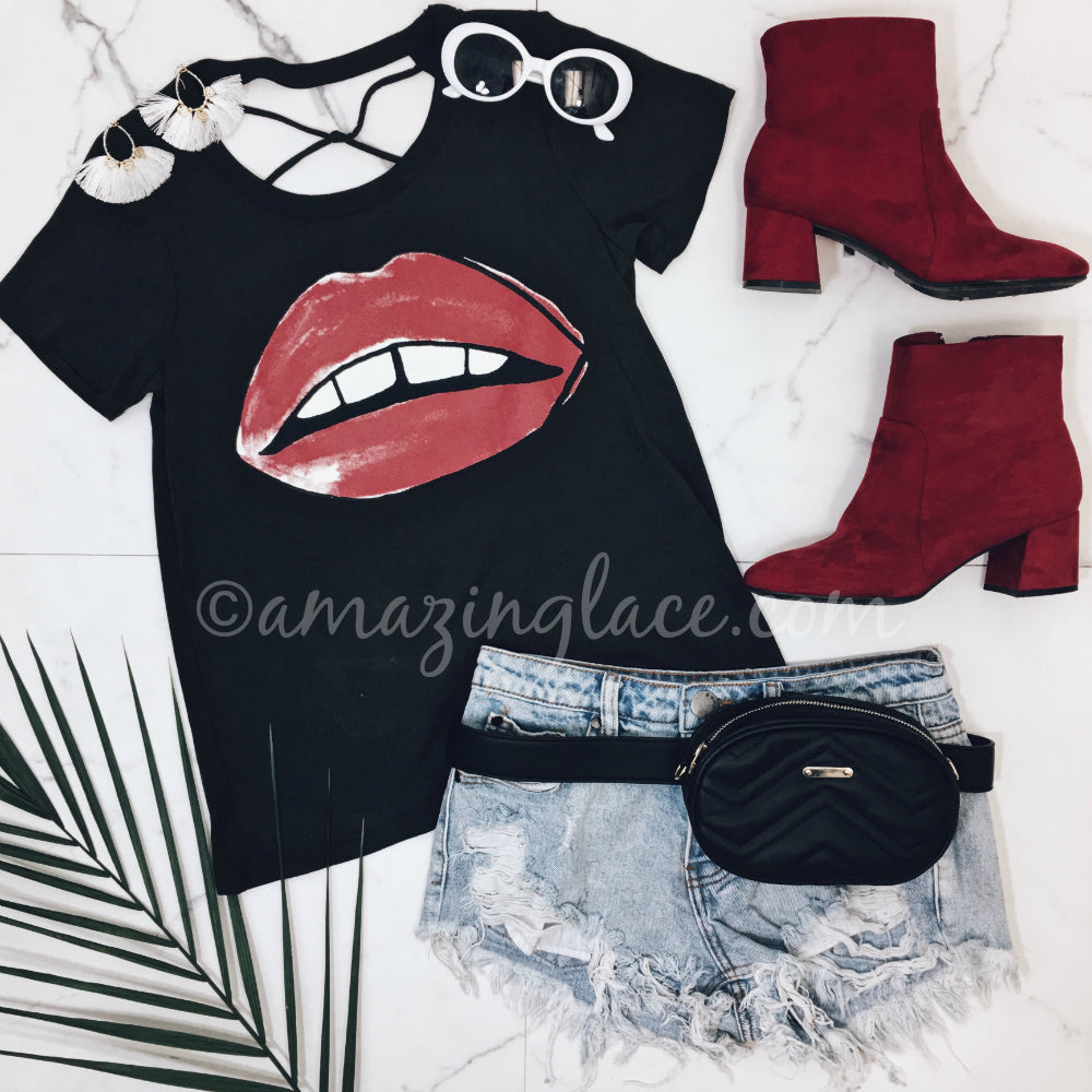 OPEN BACK TOP AND RED BOOTS OUTFIT