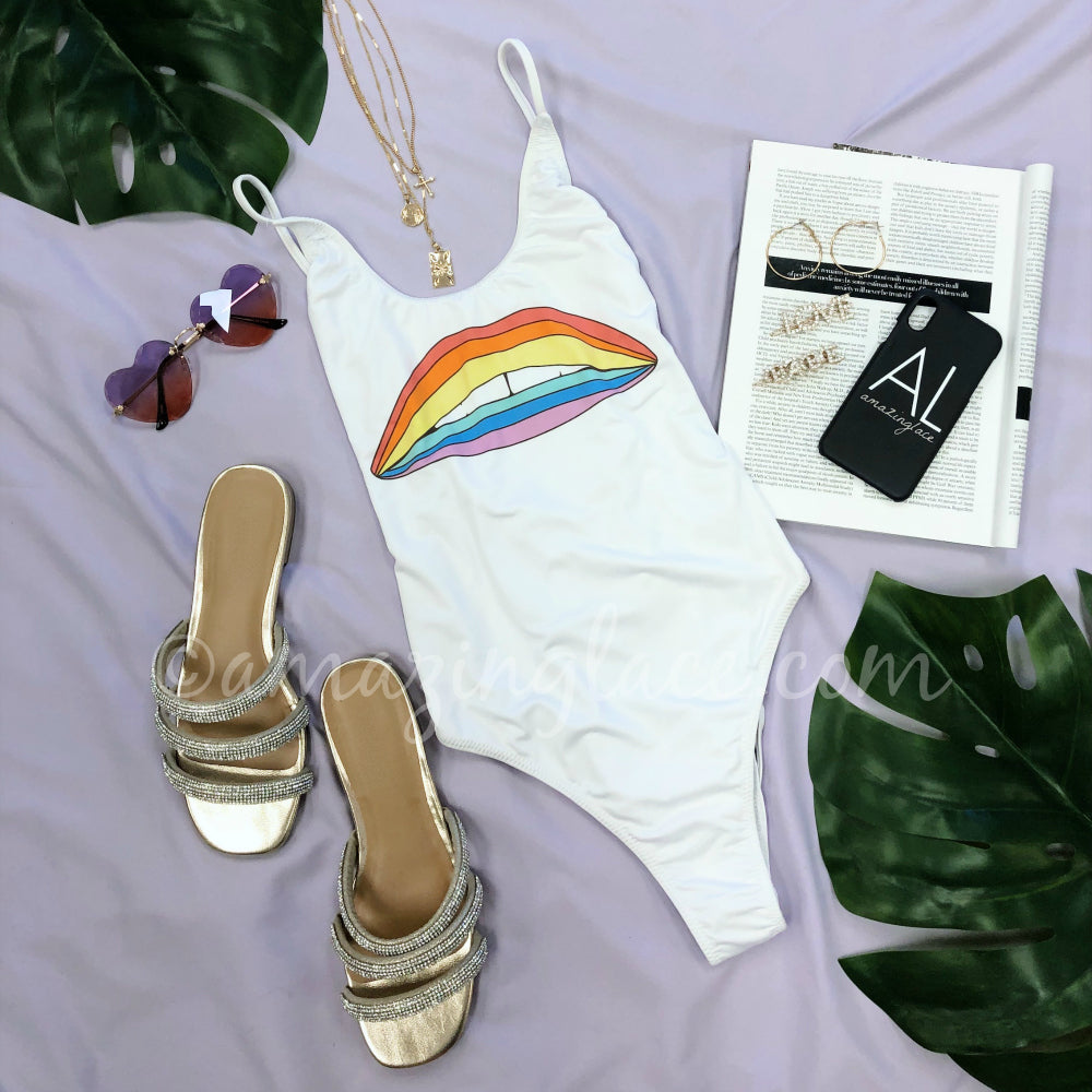 CHASER RAINBOW KISS BIKINI OUTFIT