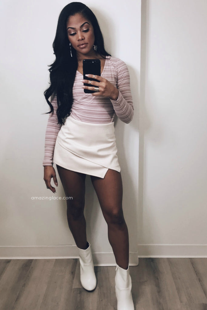 MAUVE BODYSUIT AND IVORY SKORT OUTFIT