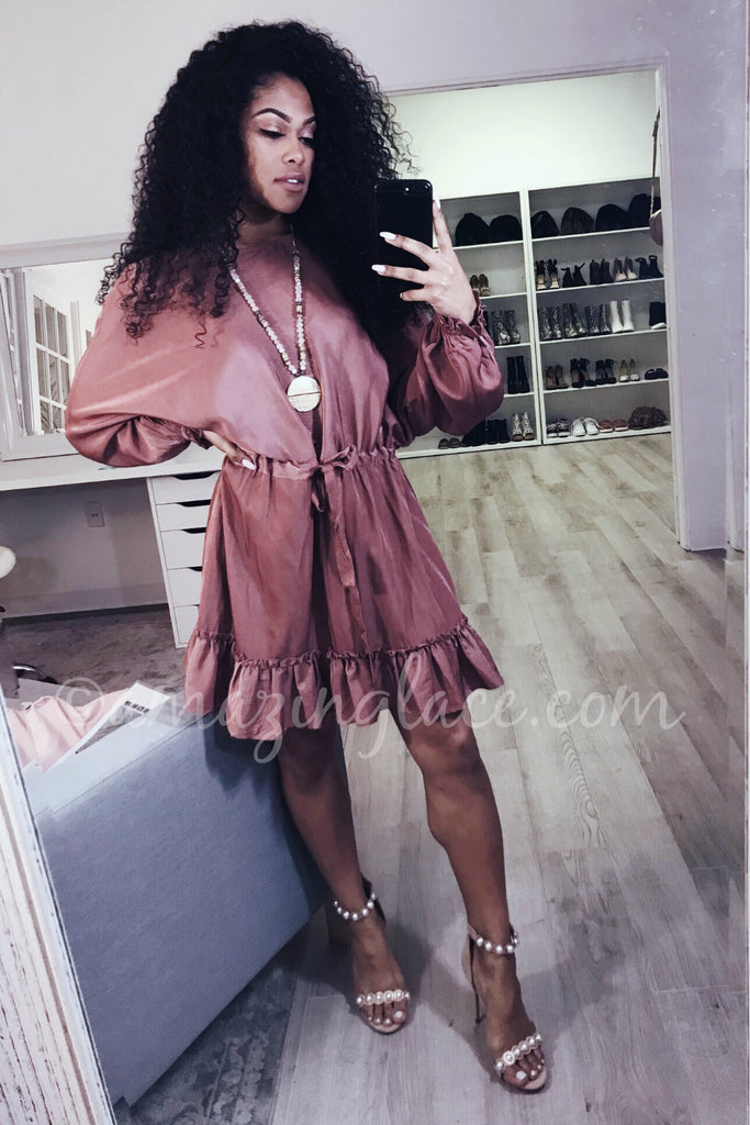 DRAWSTRING DRESS AND PEARL HEELS OUTFIT