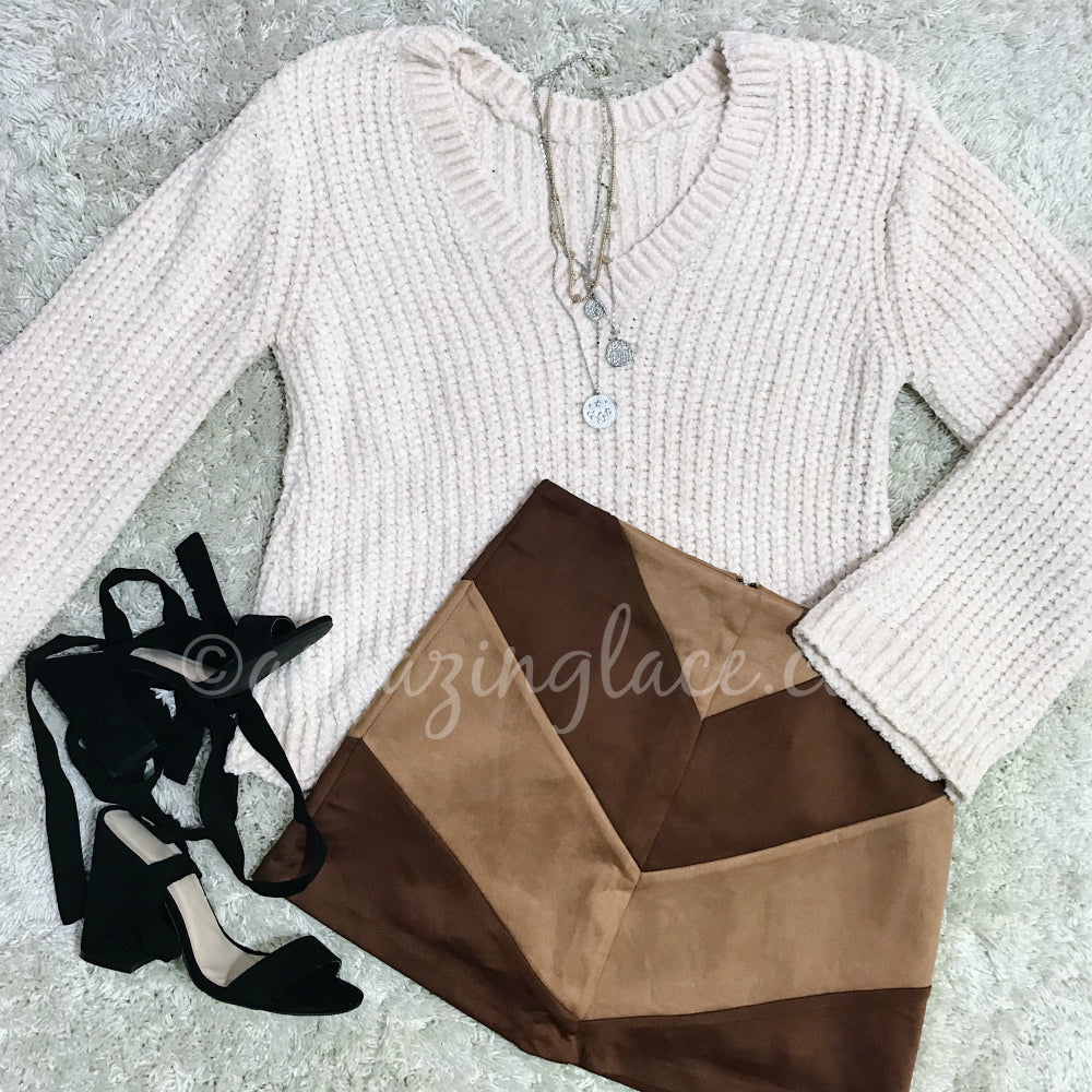 CREAM CHENILLE SWEATER AND CHEVRON SKIRT OUTFIT