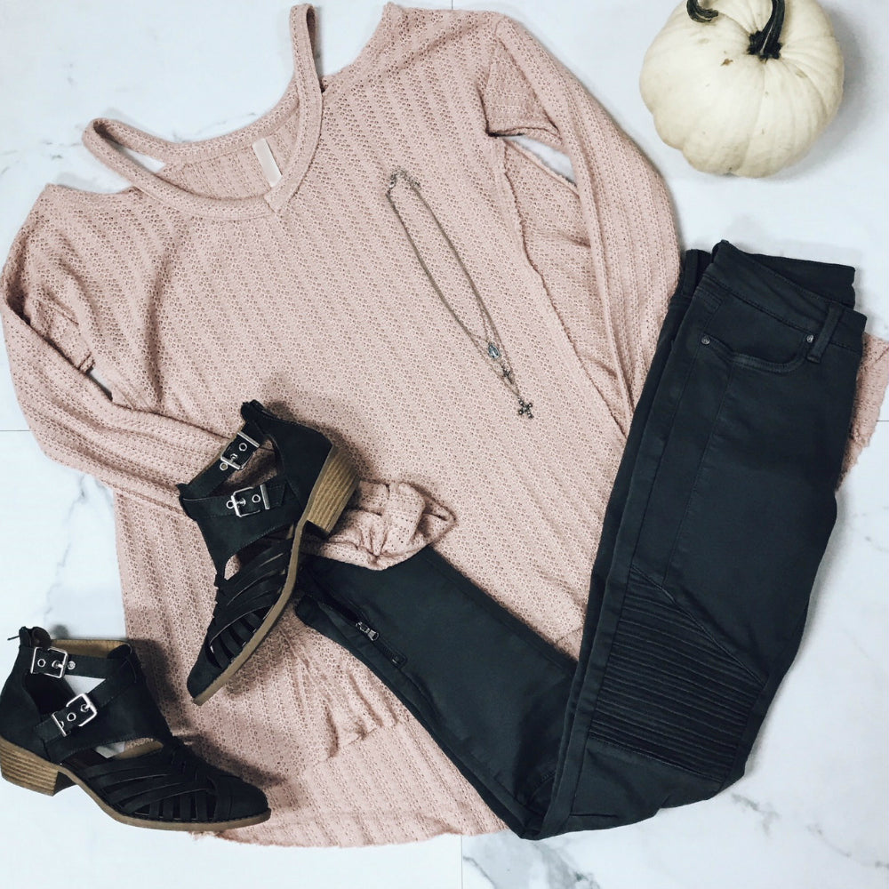 THERMAL COLD SHOULDER OUTFIT