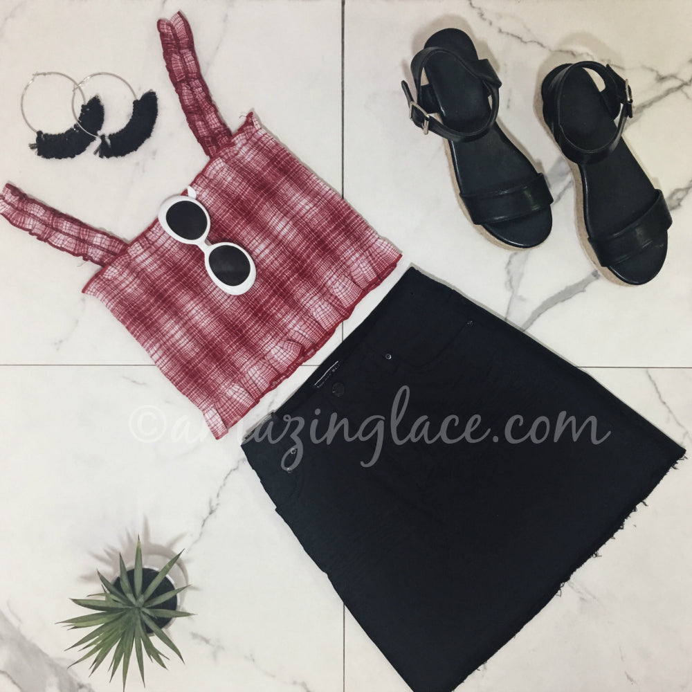 RED CROP TOP AND BLACK SKIRT OUTFIT