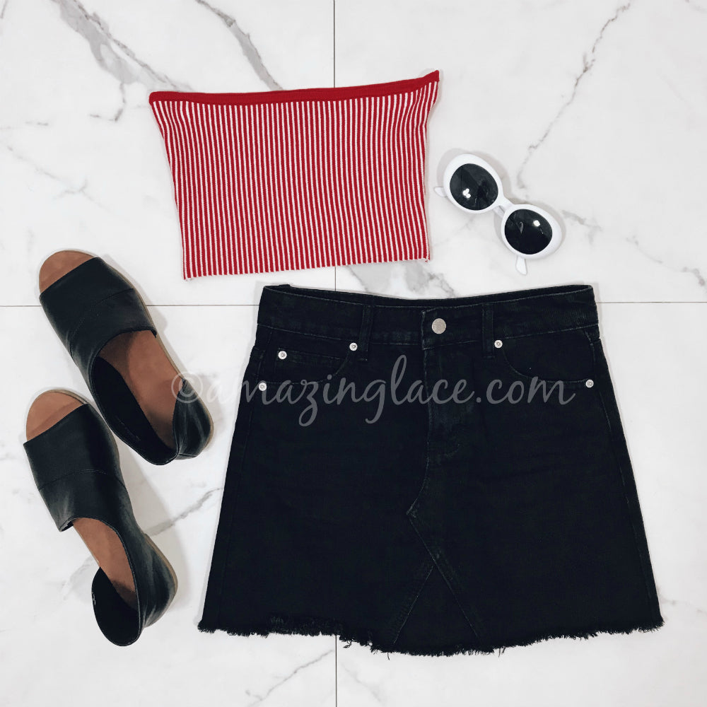 RED TUBE TOP AND BLACK DENIM SKIRT OUTFIT