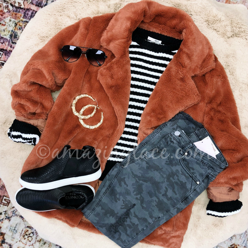 RUST COAT AND AMUSE SOCIETY STRIPED SWEATER OUTFIT