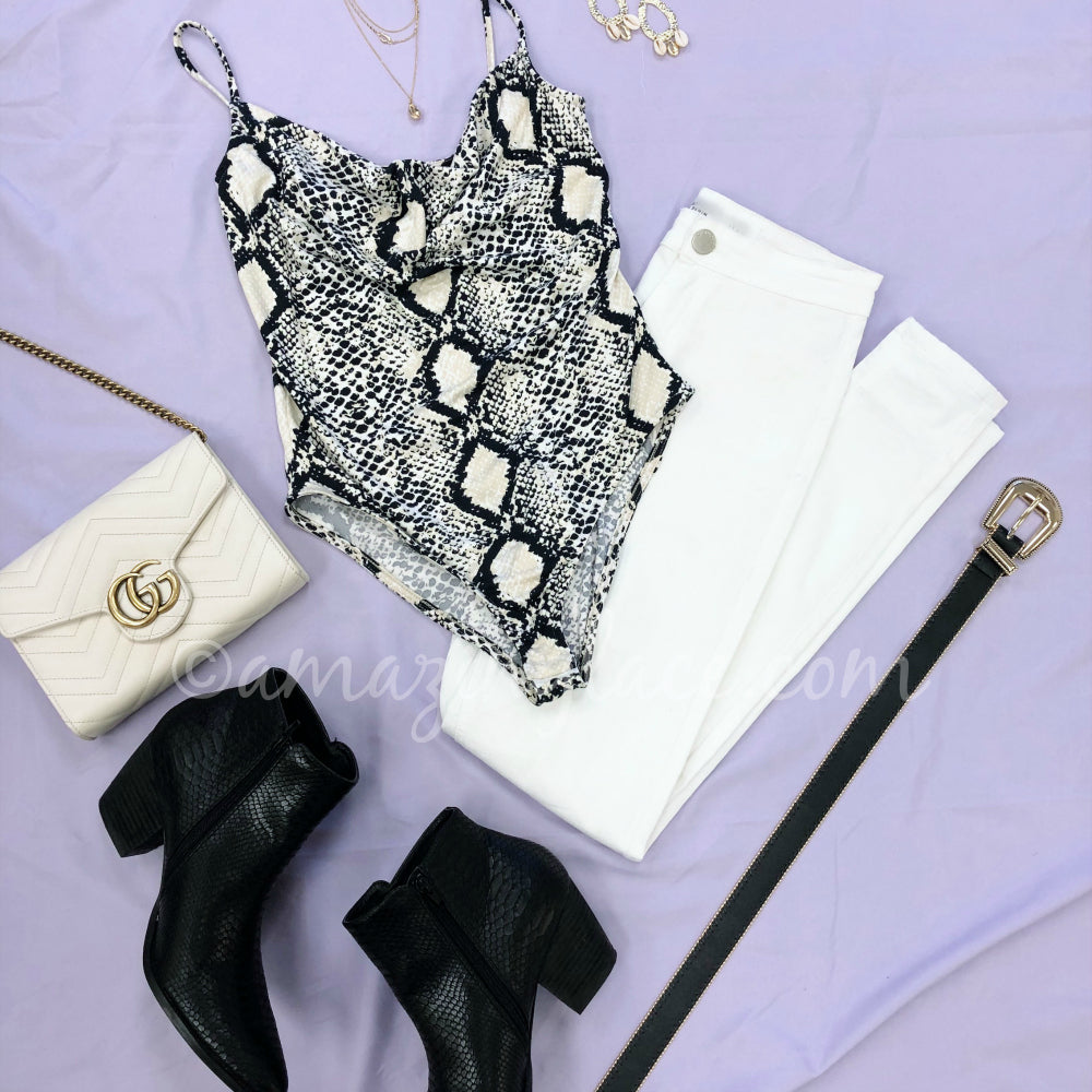 SNAKE BODYSUIT AND WHITE JEANS OUTFIT