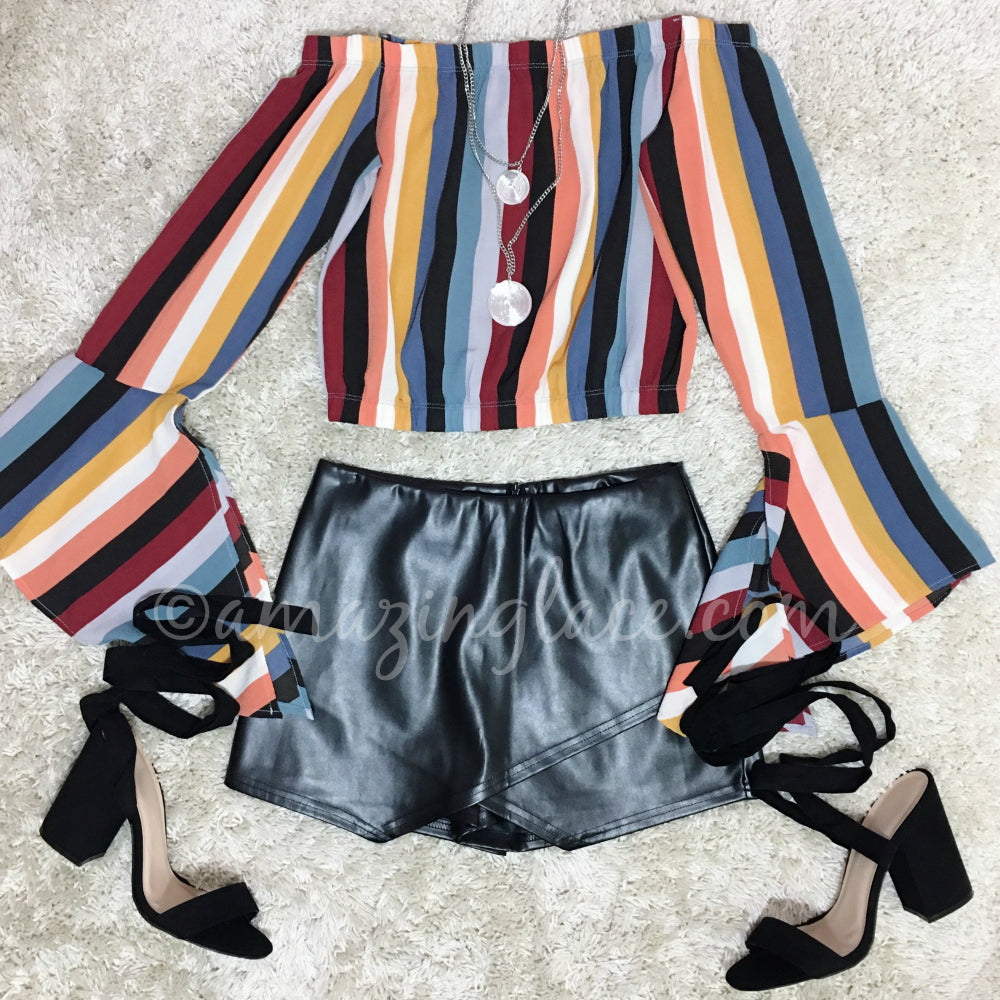 STRIPED FLARE SLEEVE TOP AND BLACK SKORT OUTFIT