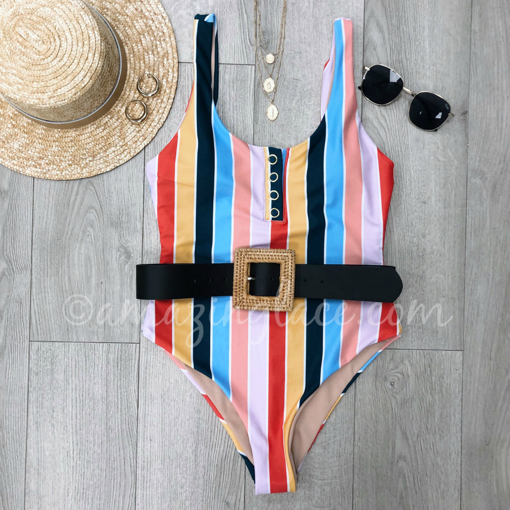 RETRO STRIPED SWIMSUIT AND ACCESSORIES OUTFIT