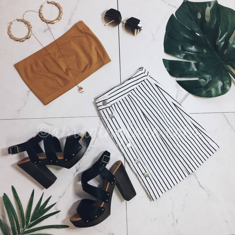 BANDEAU TOP AND STRIPED SKIRT OUTFIT