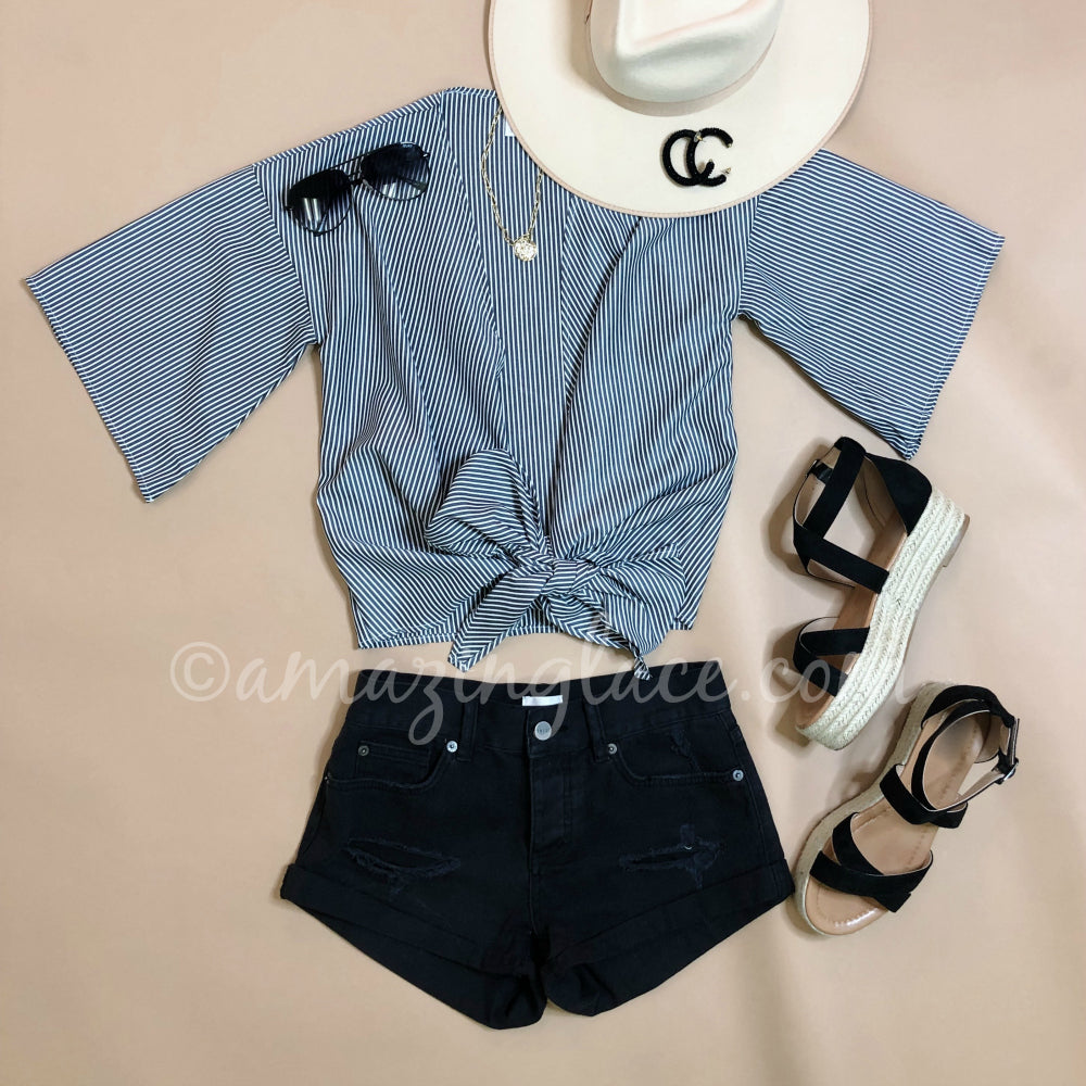 STRIPED TIE TOP AND BLACK AMUSE SOCIETY DENIM SHORTS OUTFIT