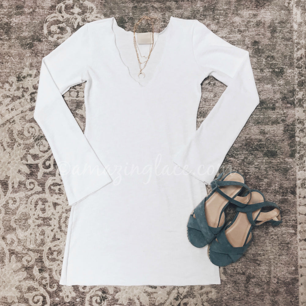 WHITE DRESS AND BLUE ESPADRILLES OUTFIT