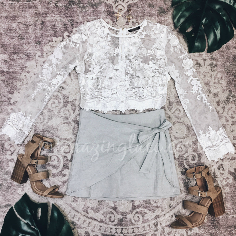 WHITE SHEET FLORAL TOP AND SKIRT OUTFIT