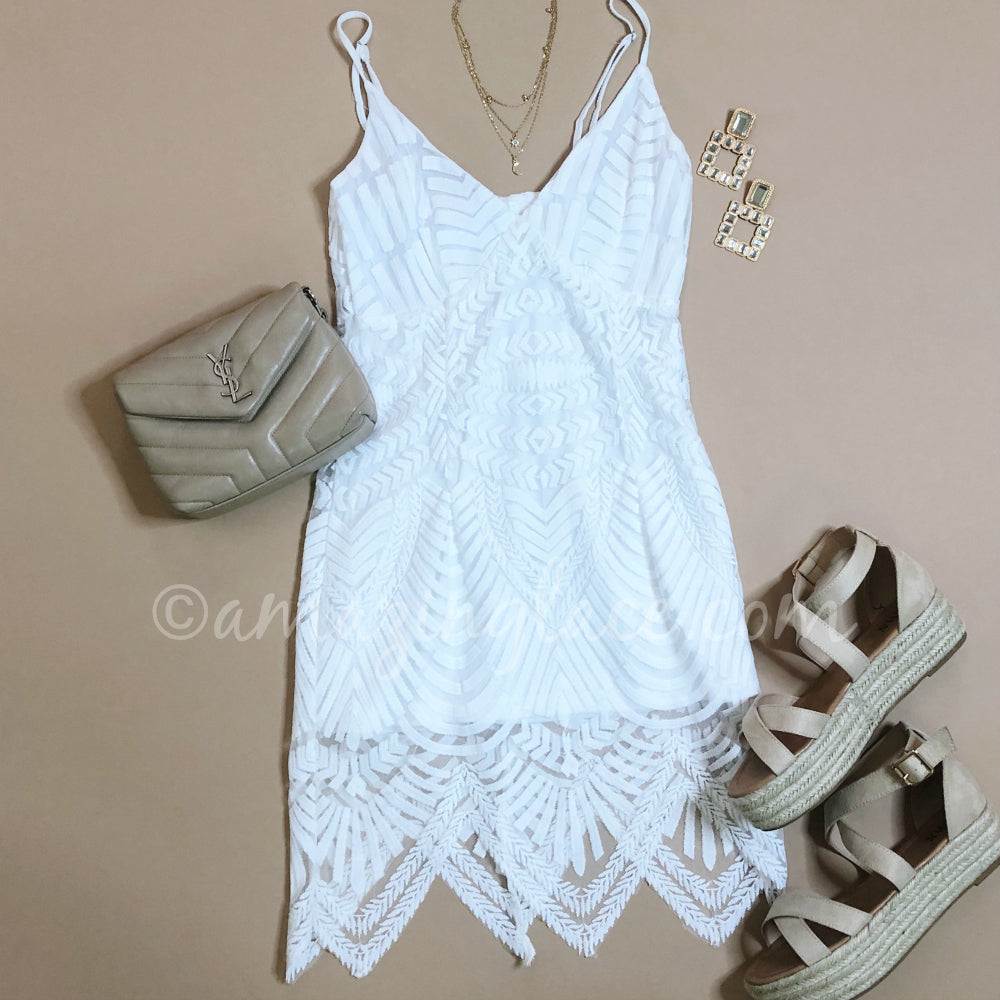 WHITE LACE DRESS AND ESPADRILLES OUTFIT