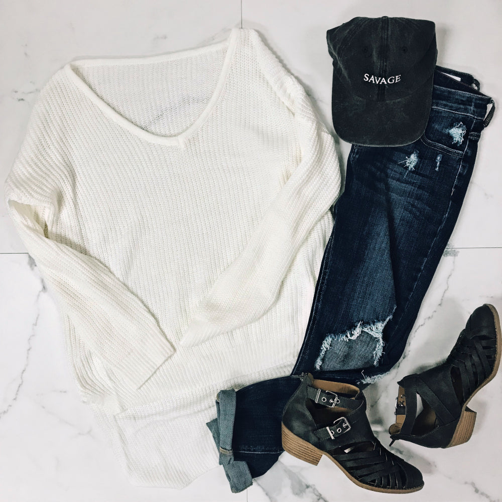 SWEATER AND BOYFRIEND JEANS OUTFIT