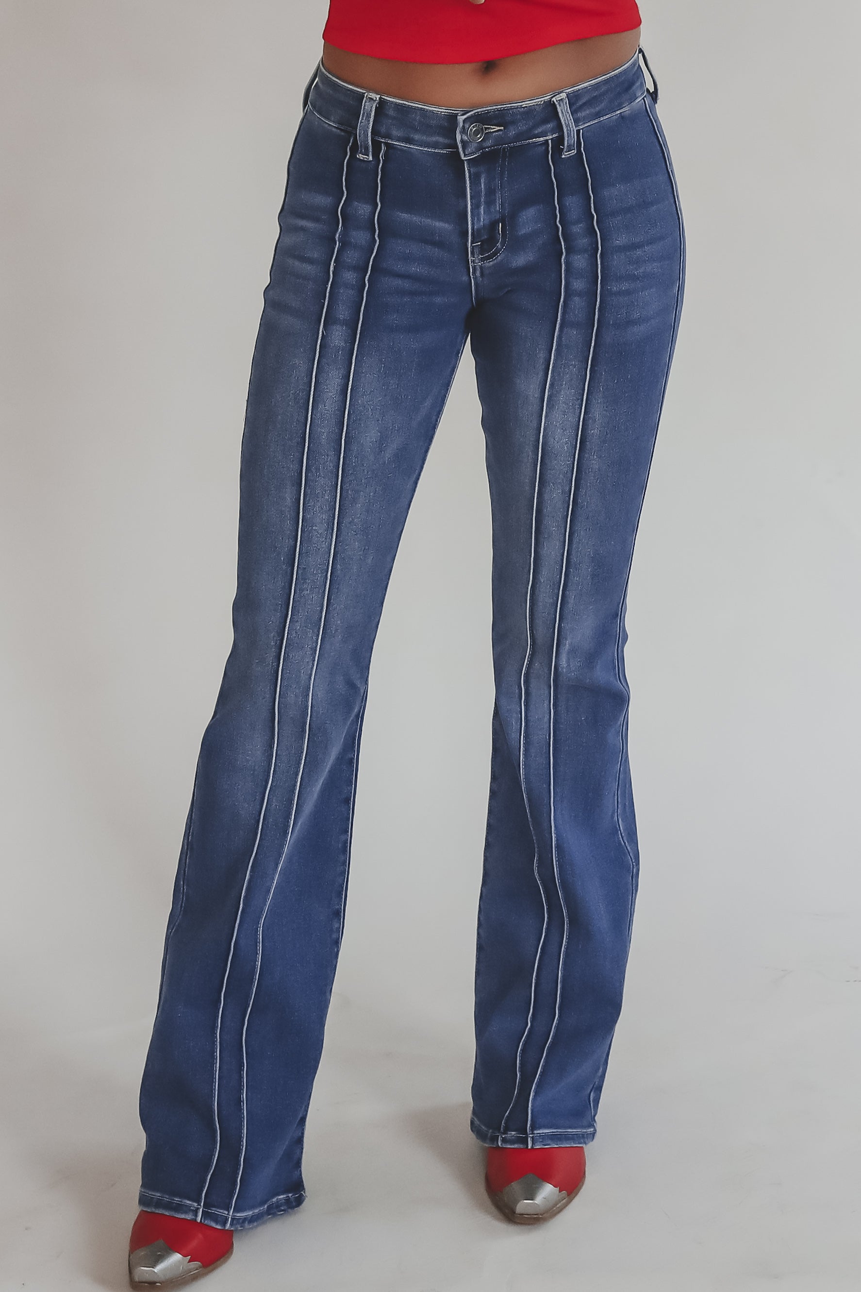 Low Rise Jeans für Damen – Low Waist Jeans | Hollister Co Low Rise Jeans für Damen – Low Waist Jeans | Hollister Co
