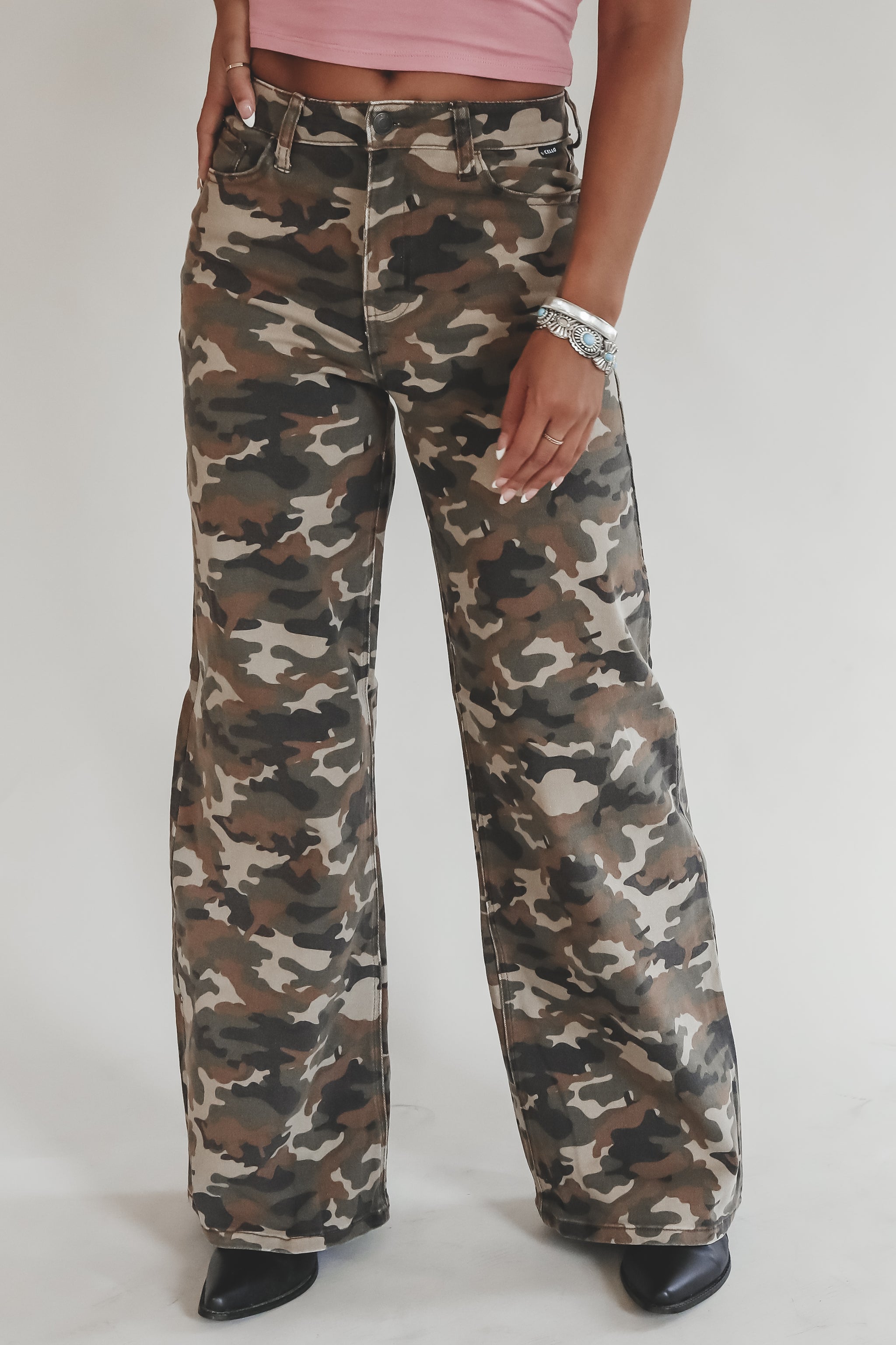 Talk Camo To Me Denim Wide Leg Camo Pants – Amazing Lace