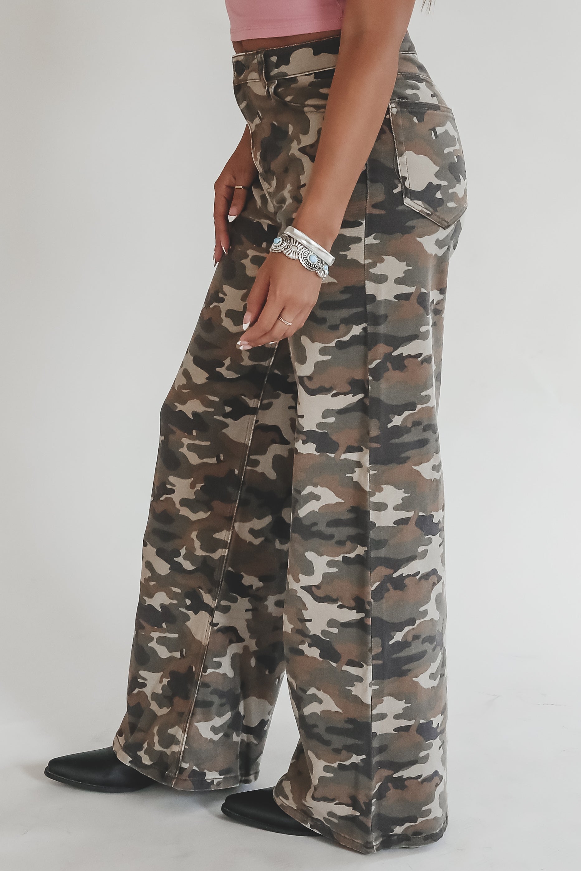 パンツ unsually Lace Camouflage Denim Lace Camouflage Denim – unsually