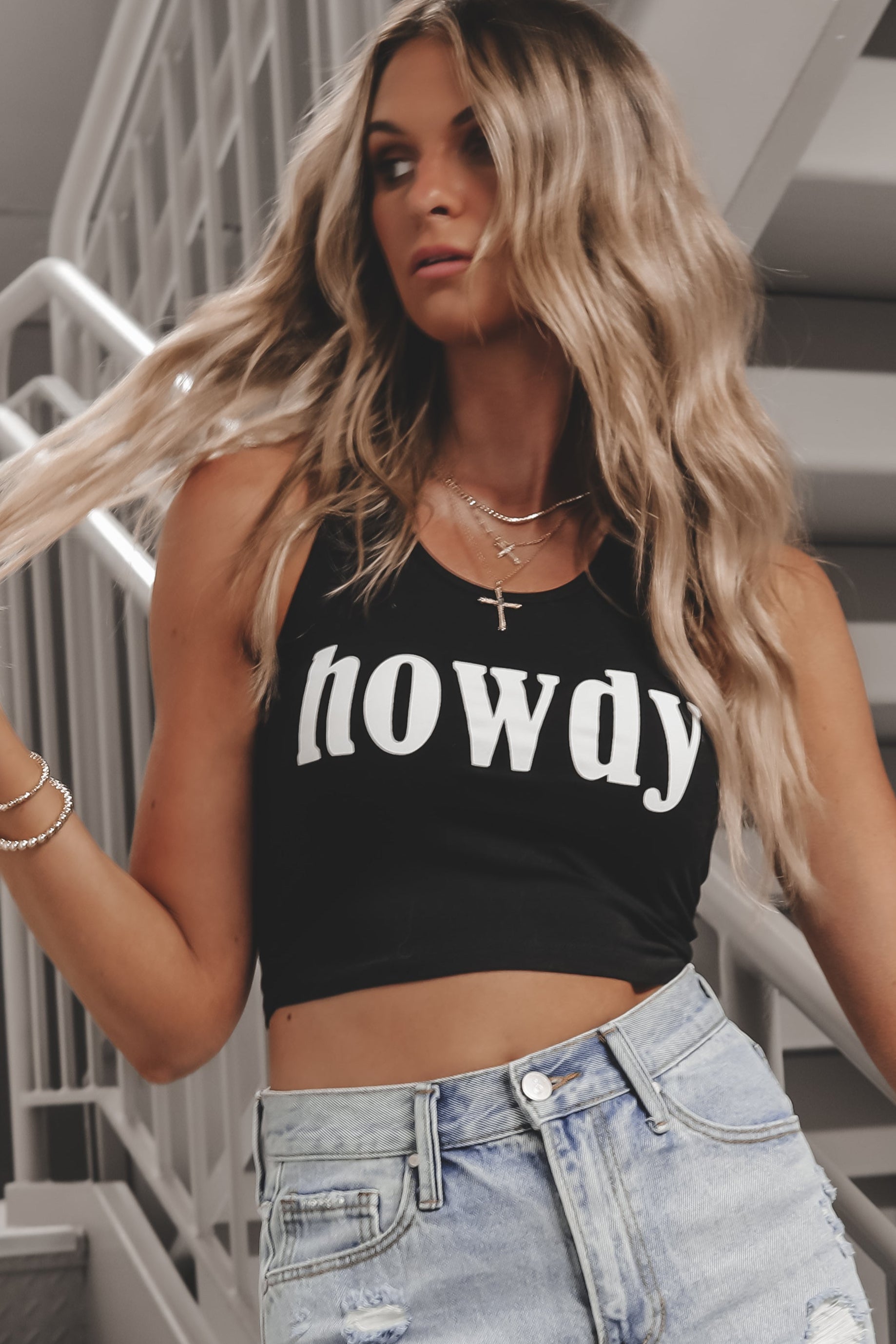 Howdy Fitted Cropped Rodeo Tank Top – Amazing Lace