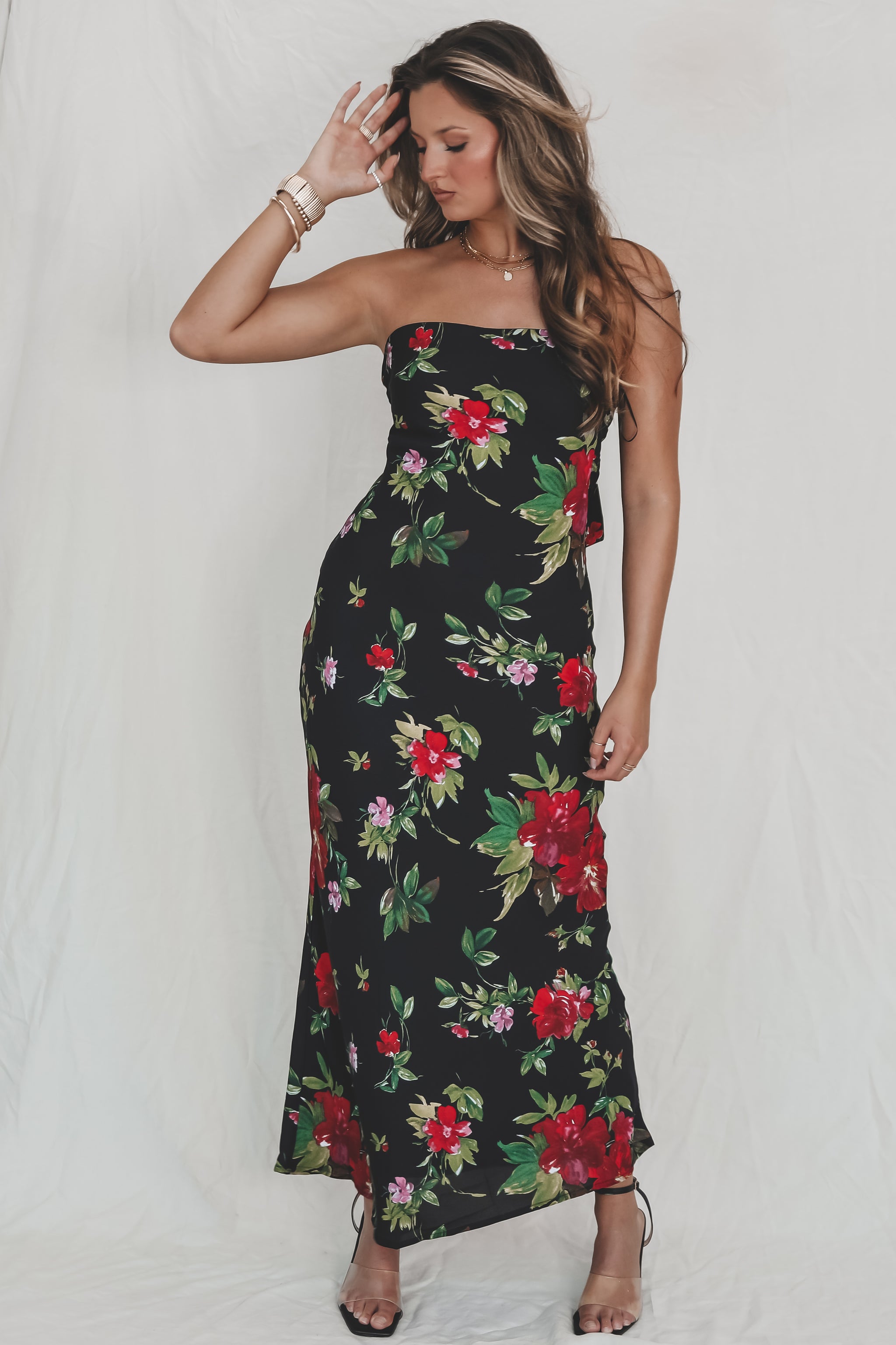 bell sleeve lace maxi dress Endless Rose main image 1