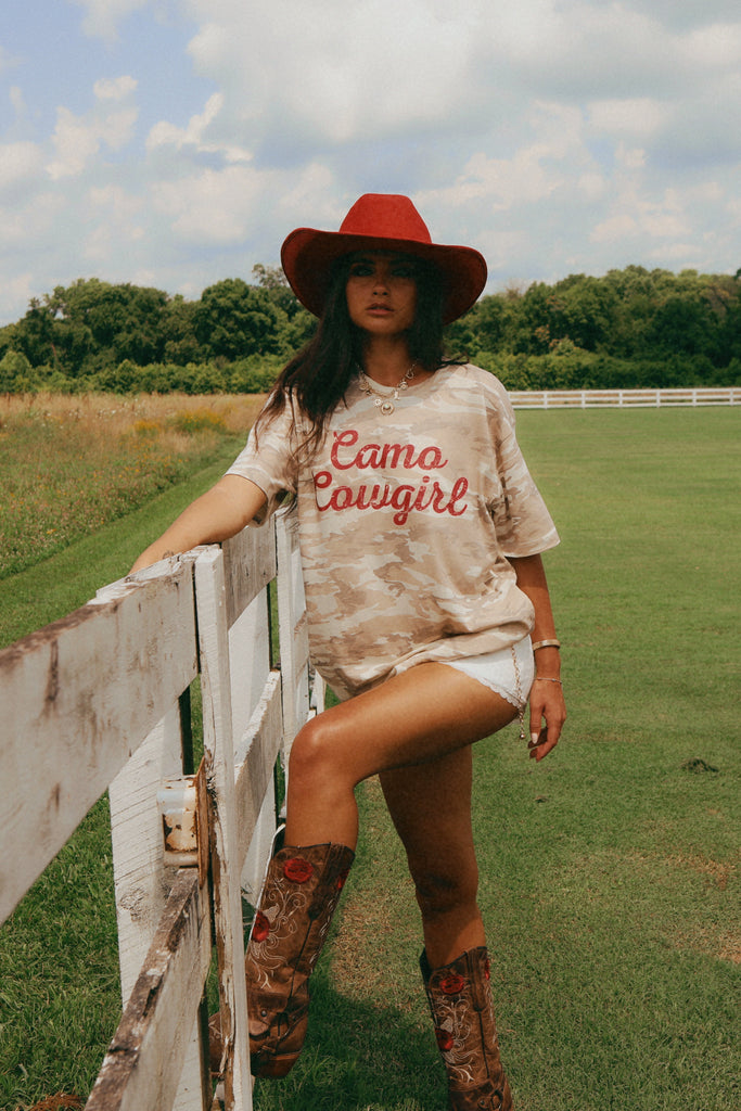Cute country concert camo outfit 